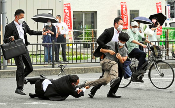 Nghi phạm bắn cựu Thủ tướng Nhật Bản Abe Shinzo là cựu lính hải quân